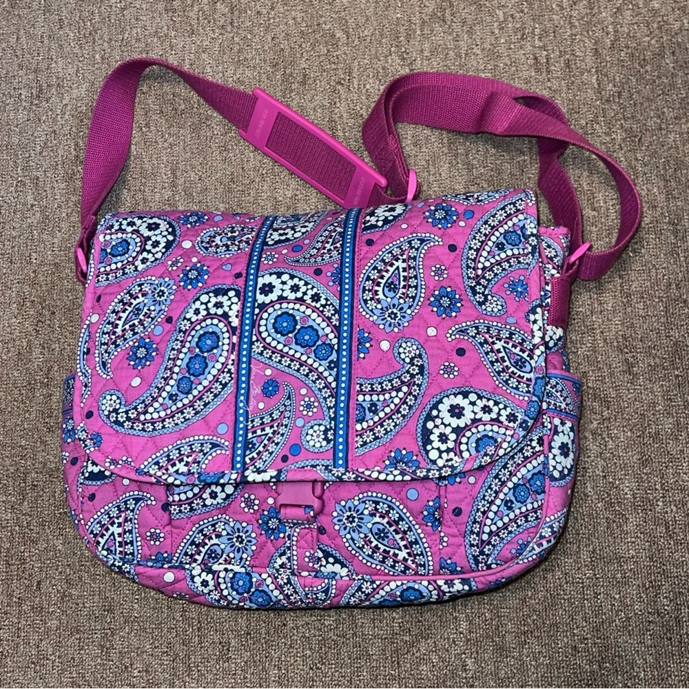 VERA BRADLEY Boysenberry Crossbody Large MESSENGER BAG Floral pattern